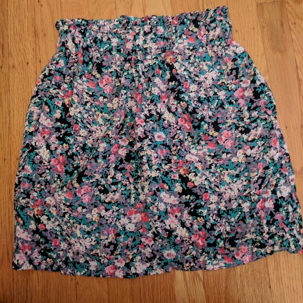 Urban Outfitters Floral Skirt S